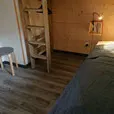 Gîte le Guesthouse - spacieux, piscine et vue montagnes 3pers
