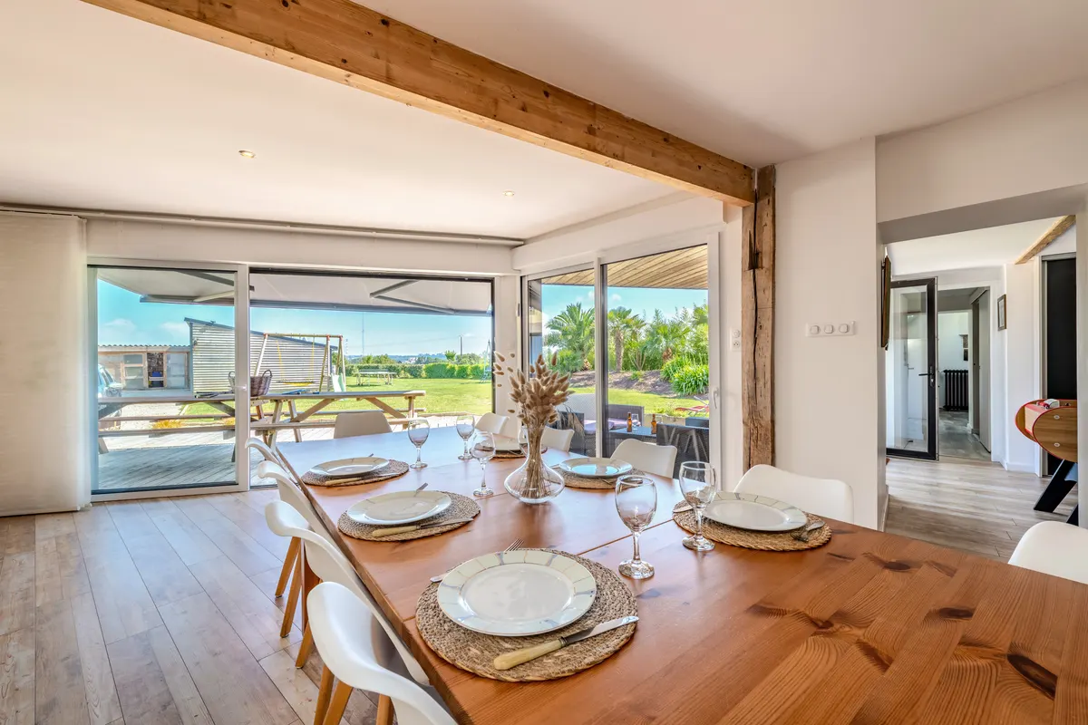 Villa Léonie — Gîte premium avec piscine intérieure chauffée toute l’année, proche de Ménéham (Côte des Légendes)