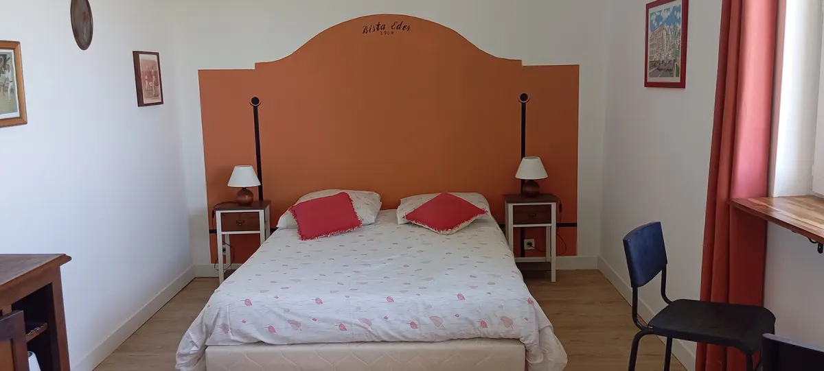 Chambre gite d'étape - Chambre Basque - Maison d'Osquich