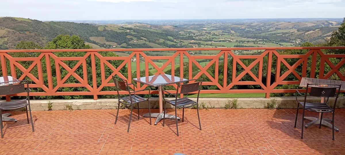 Chambre gite d'étape - Chambre Basque - Maison d'Osquich