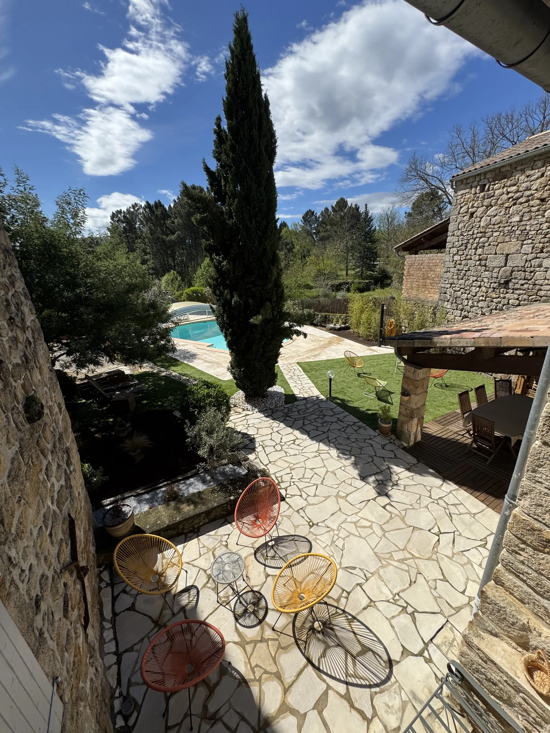 Maison 4/6 à 8/14 personnes en Basse Ardèche !