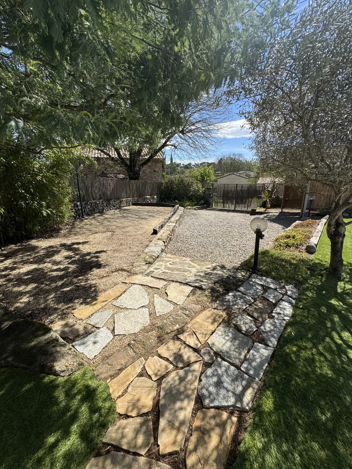 Maison 4/6 à 8/14 personnes en Basse Ardèche !