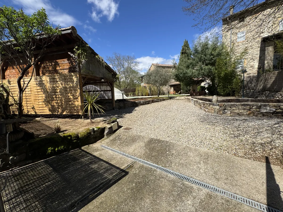 Maison 4/6 à 8/14 personnes en Basse Ardèche !