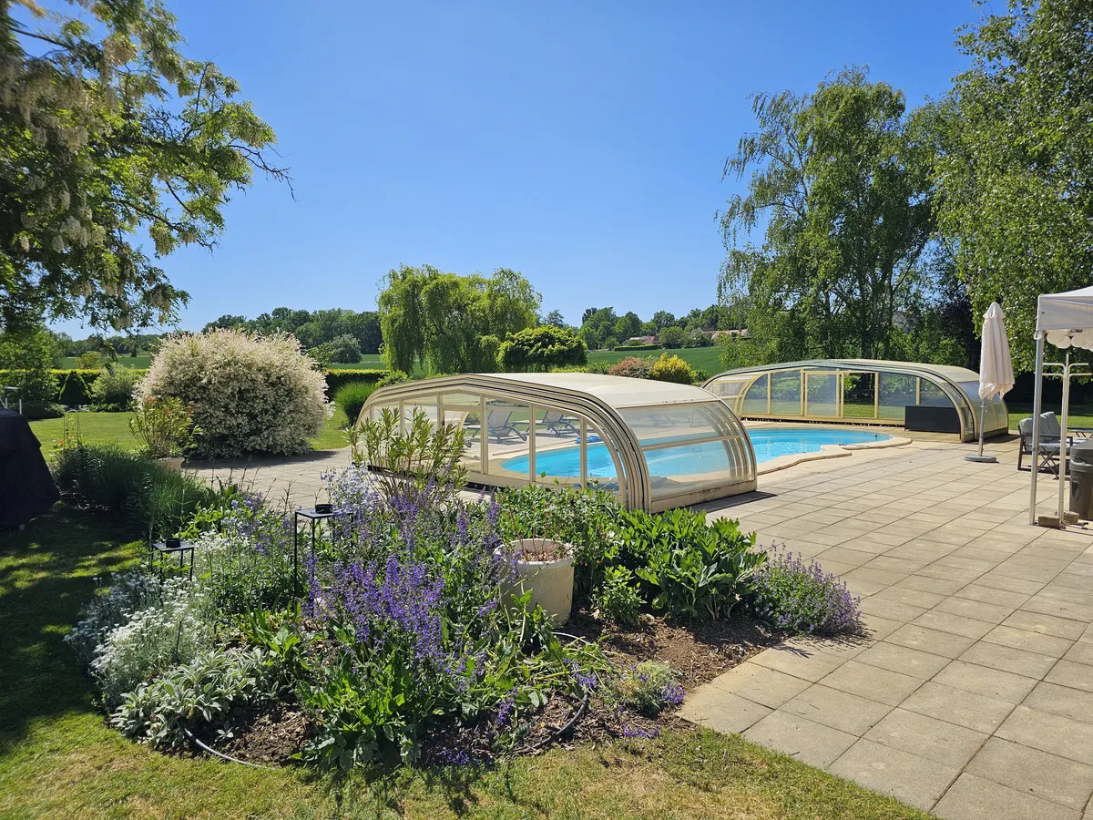 Les Granges du Château de Ribourdin