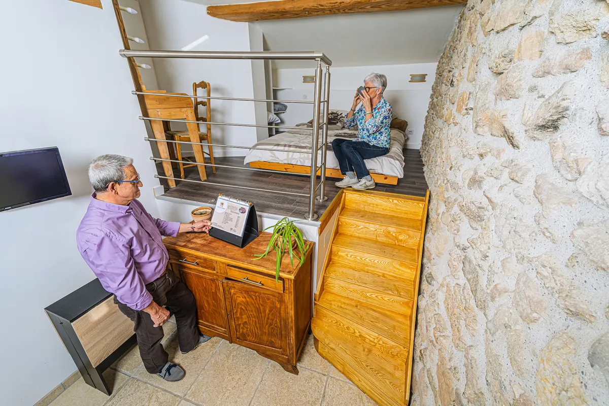 Chambre double l'étable au Château de Villelongue, dans l'Aude, Pays Cathare, animaux admis