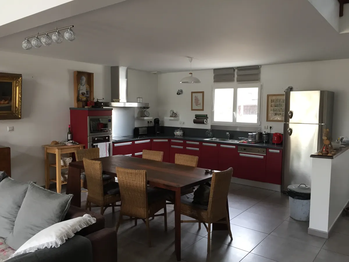 Maison aux portes de Bordeaux proche Bassin Arcachon piscine SPA jardin