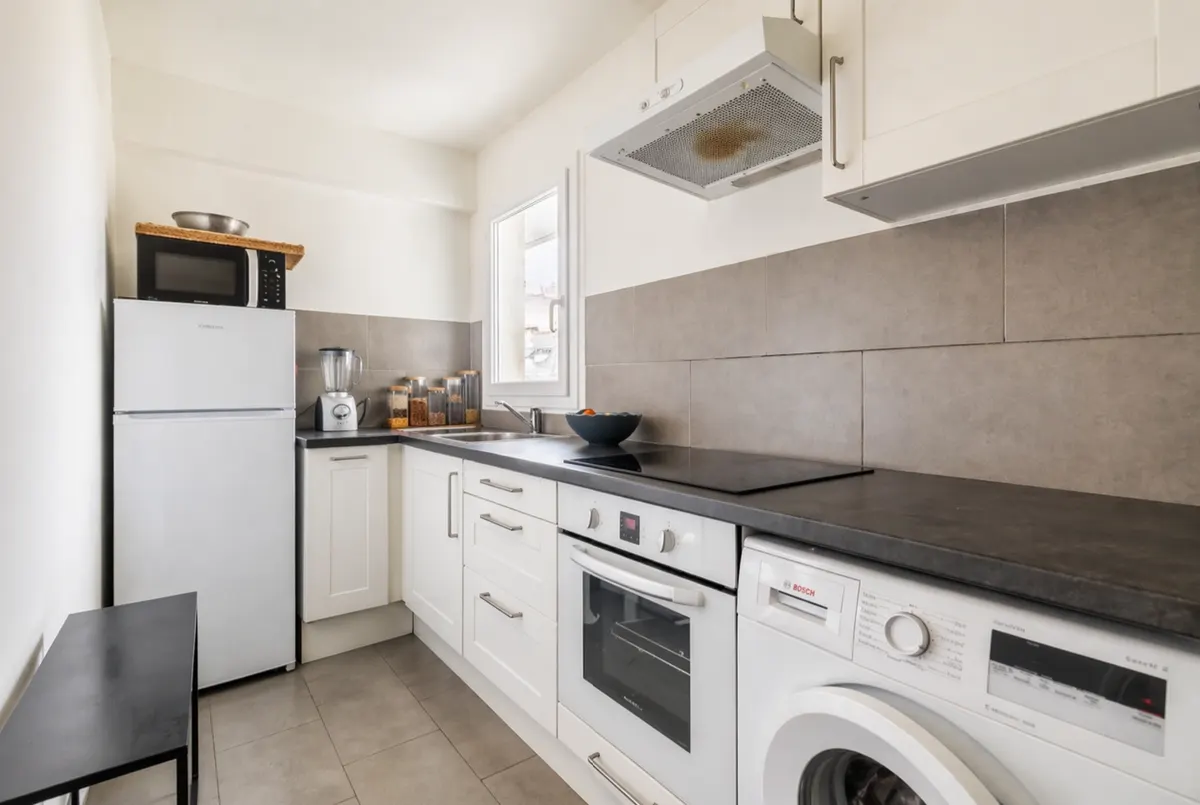 Appartement 2 pièces avec vue Tour Eiffel - Paris 15ème