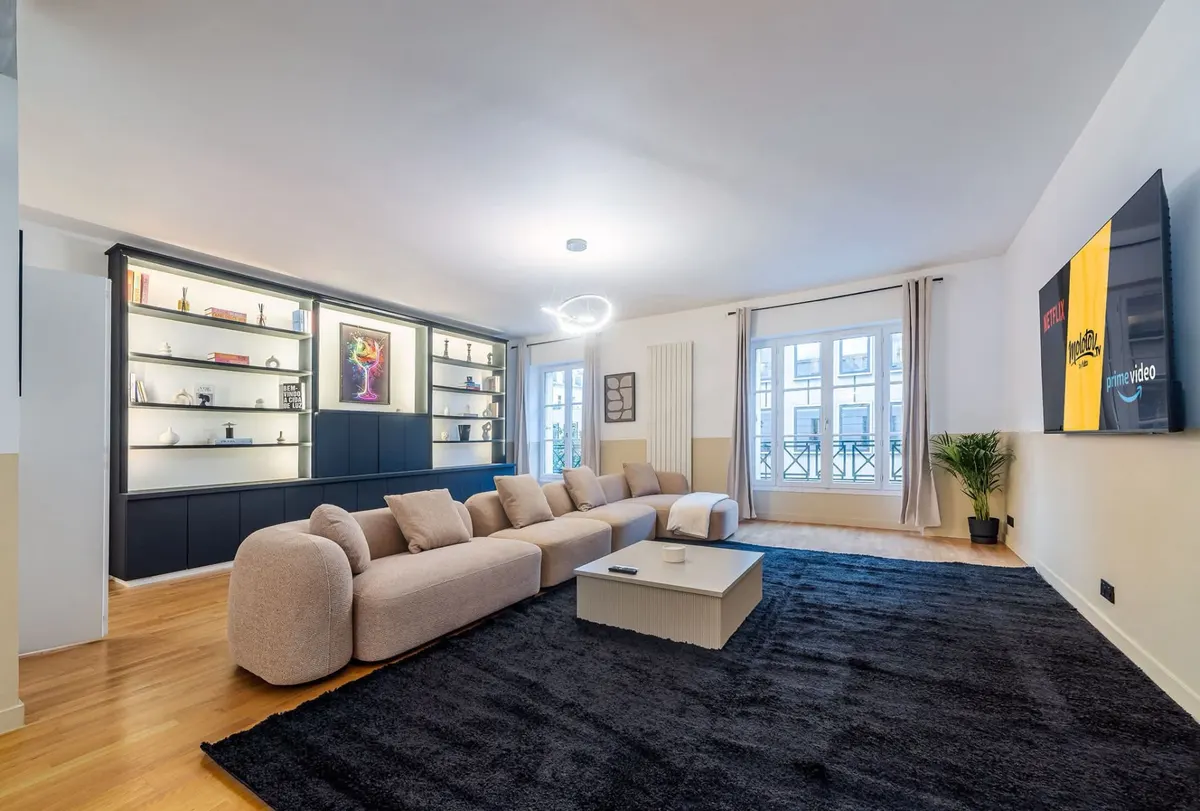 Appartement 2 pièces avec vue Tour Eiffel - Paris 15ème