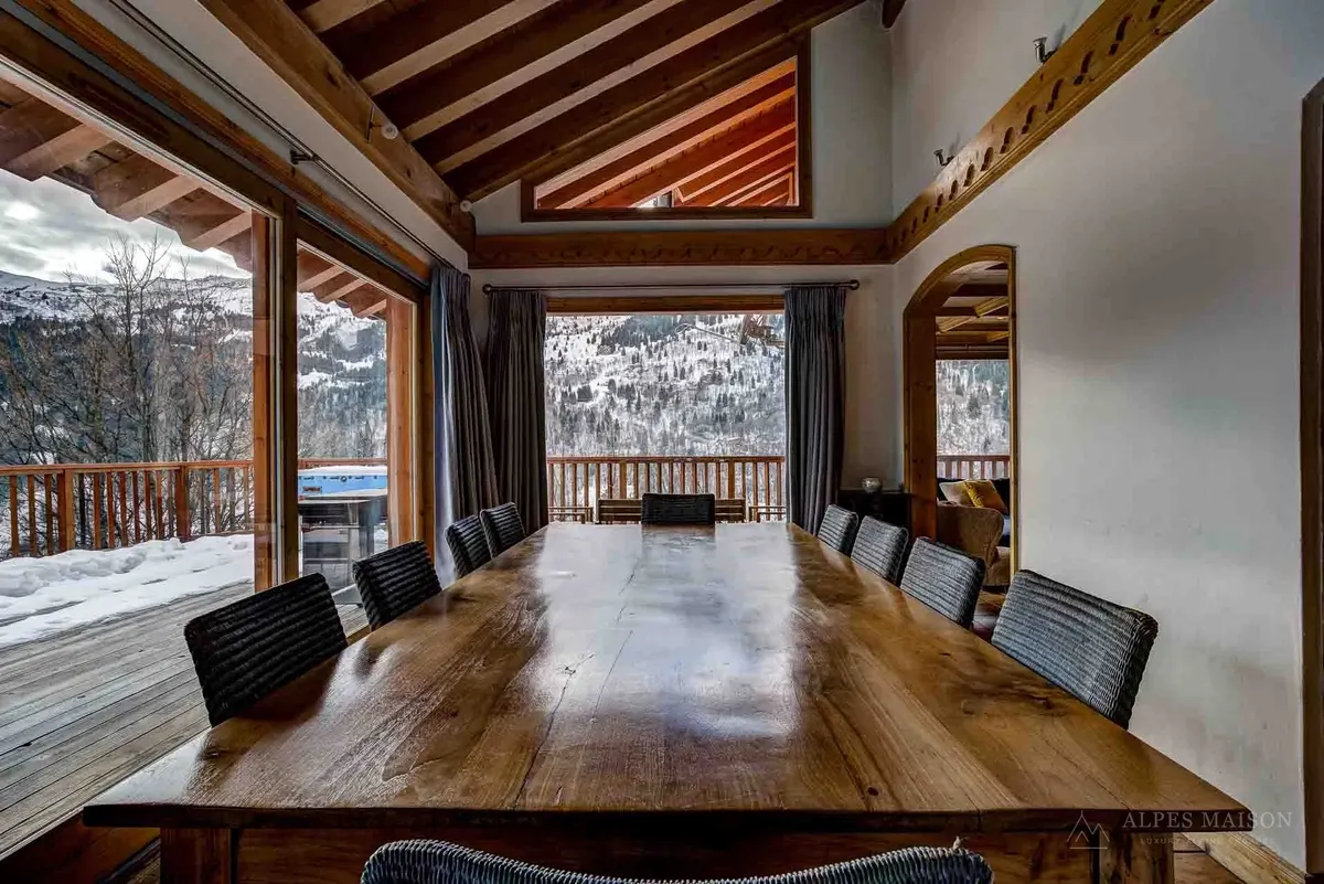 Méribel Mountain Manor — Alpes Maison
