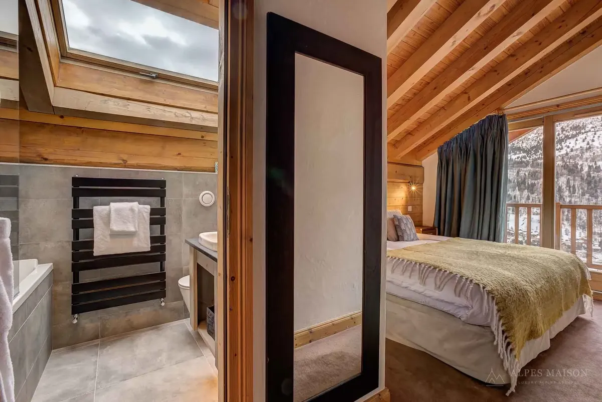 Méribel Mountain Manor — Alpes Maison
