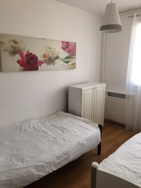 2 Appartements identiques à la même adresse CHEZ VIORIKA