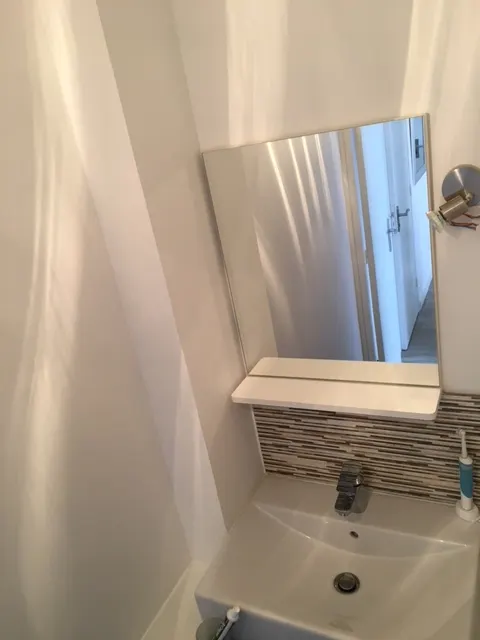 2 Appartements identiques à la même adresse CHEZ VIORIKA