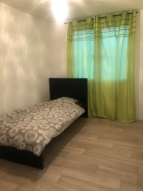 2 Appartements identiques à la même adresse CHEZ VIORIKA