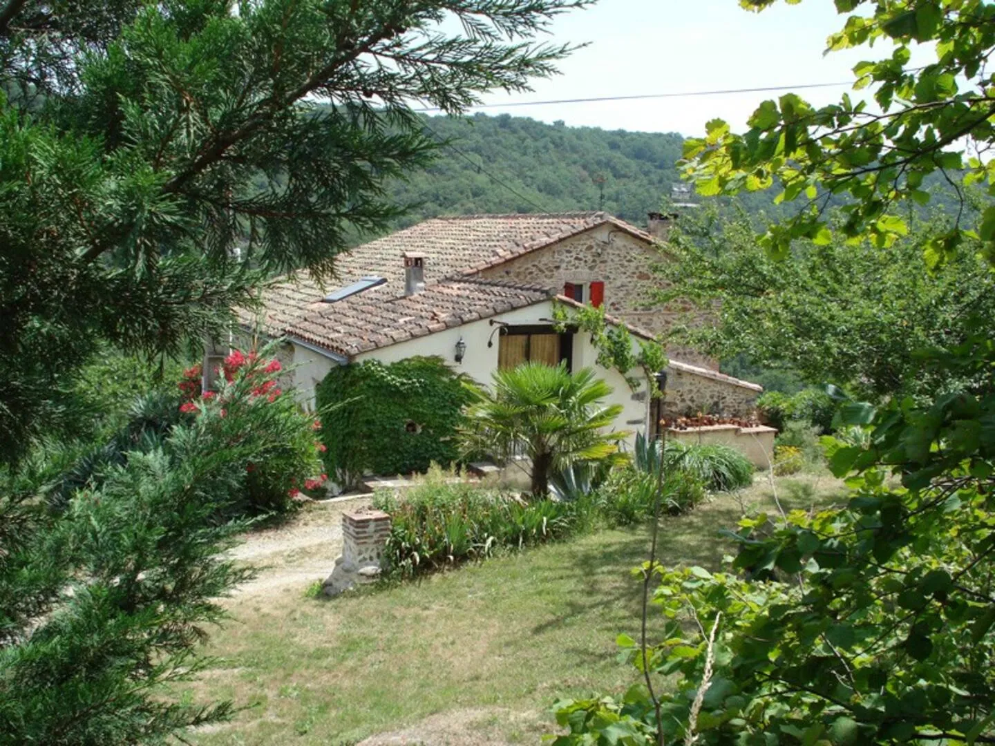 Mas de charme pour 2 avec terrasses et jardin près de Céret- La Batallola