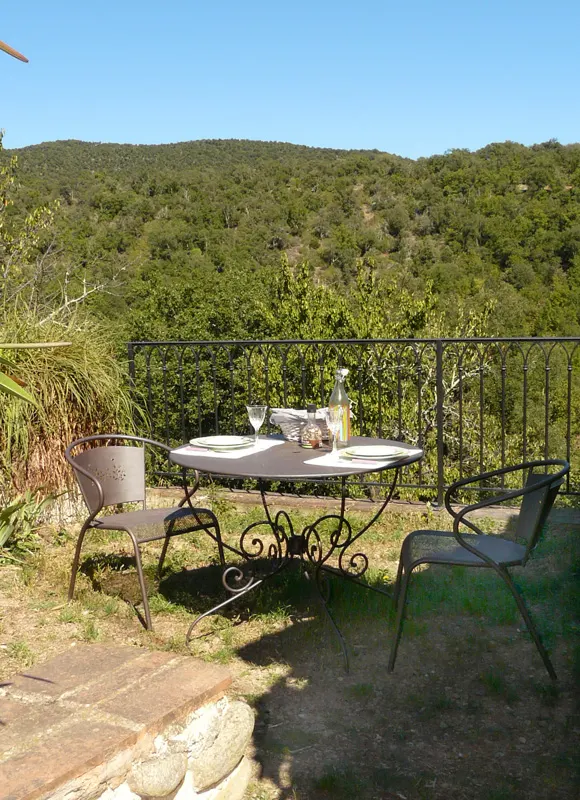 Mas de charme pour 2 avec terrasses et jardin près de Céret- La Batallola