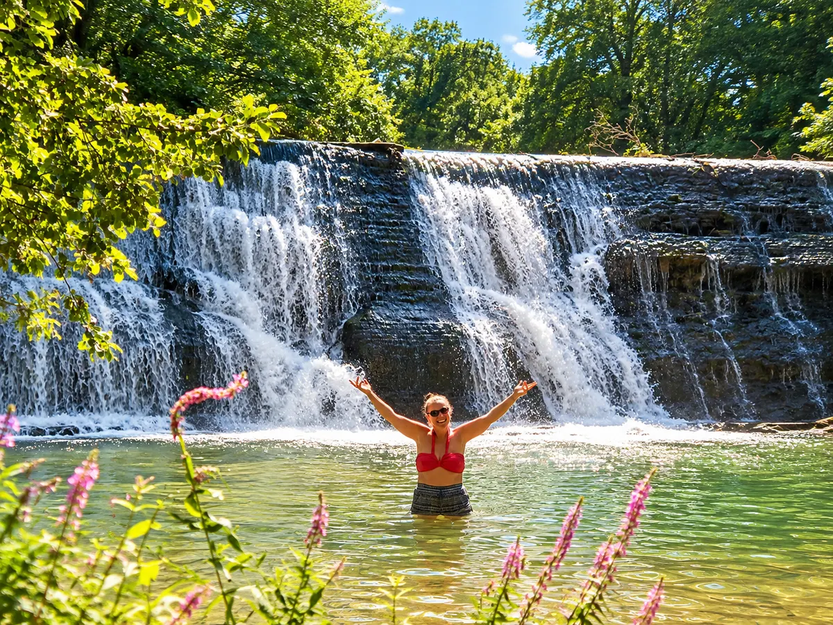 Château de la Coutère – 400 ans d'histoire, piscine privée et cascades