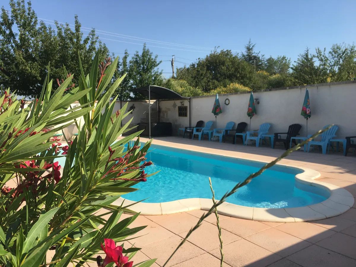 Gîte pour 2 à 4 personnes avec piscine et spa