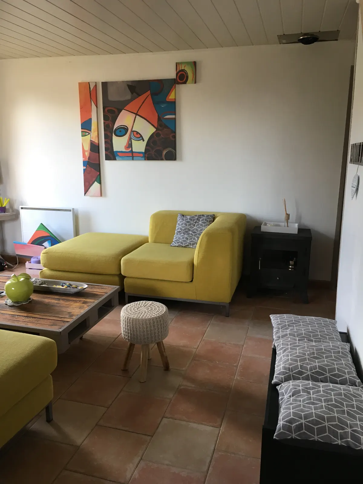 Gîte avec piscine pour 6 à 8 personnes