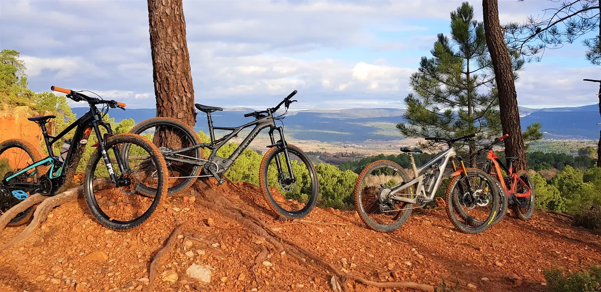 LA BURLIERE 💖💖💖 WELCOME TO LUBERON