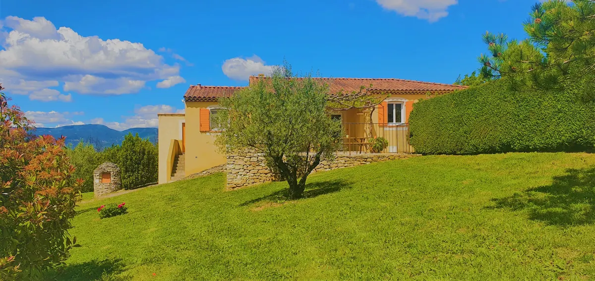 LES LUMIGNONS 💖💖💖 WELCOME TO LUBERON