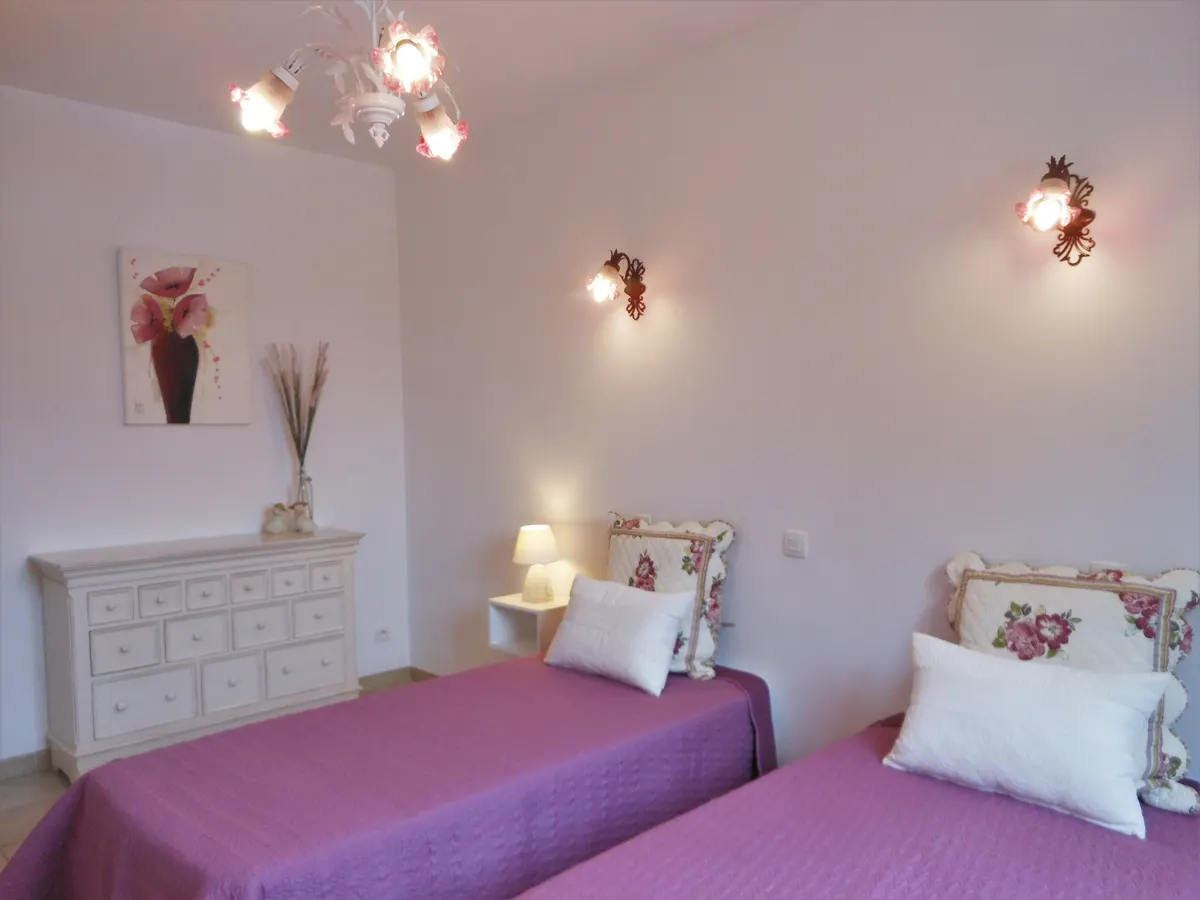 LES LUMIGNONS 💖💖💖 WELCOME TO LUBERON