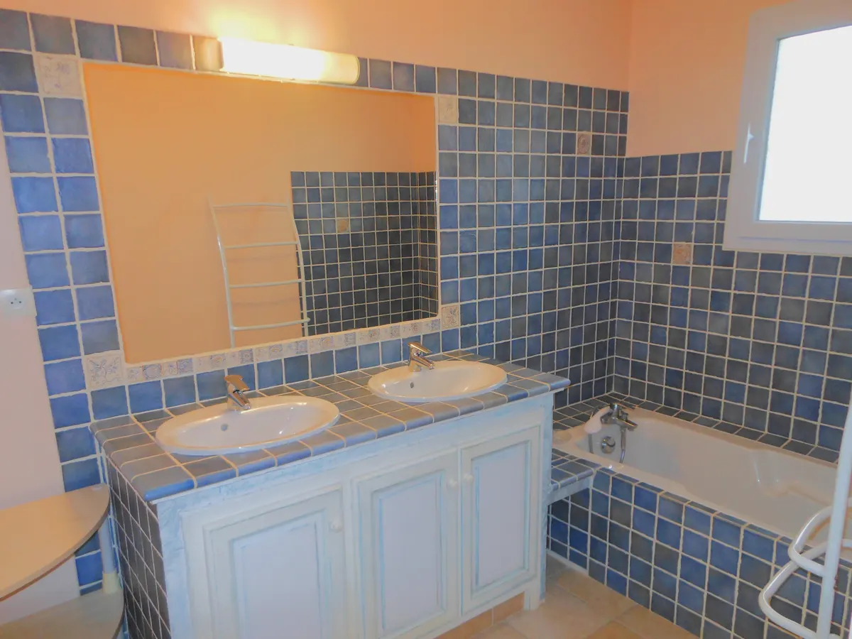 LES LUMIGNONS 💖💖💖 WELCOME TO LUBERON