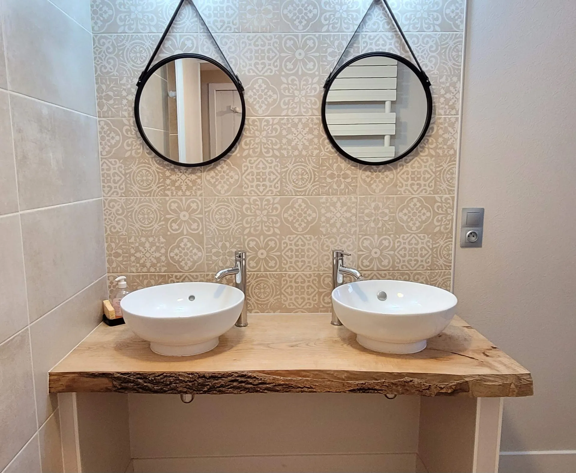 Gite 4* piscine-parking-calme