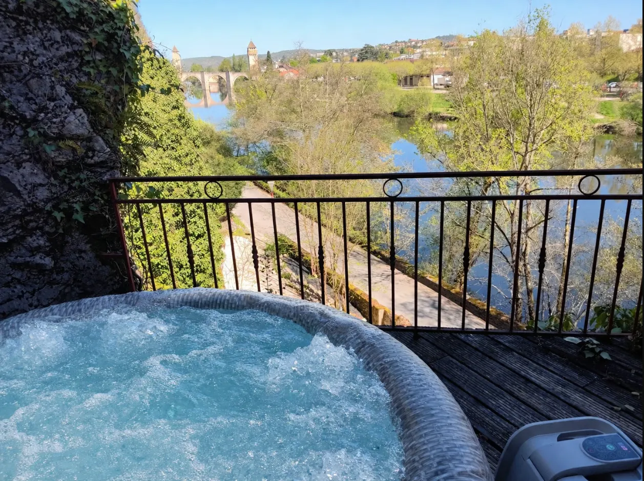 A LOT OF CAHORS - Séjour romantique