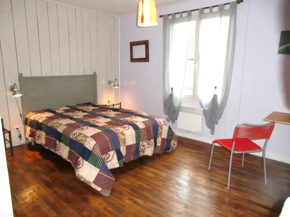 Maison cantal avec piscine chauffée