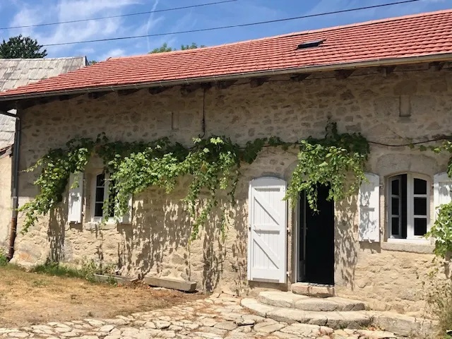 Gite à la ferme avec Jacuzzi extérieur et Pêche