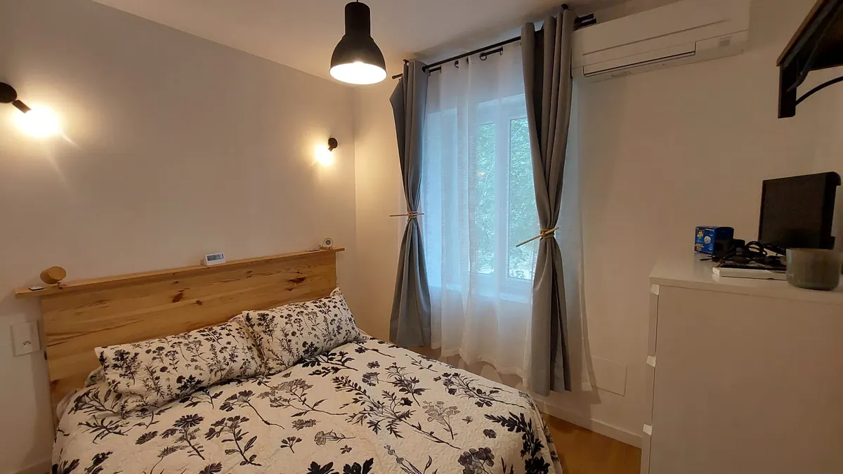 Gîte 4 personnes climatisé en Provence, piscine à partager